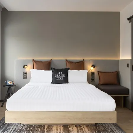 Moxy Hotell Cork