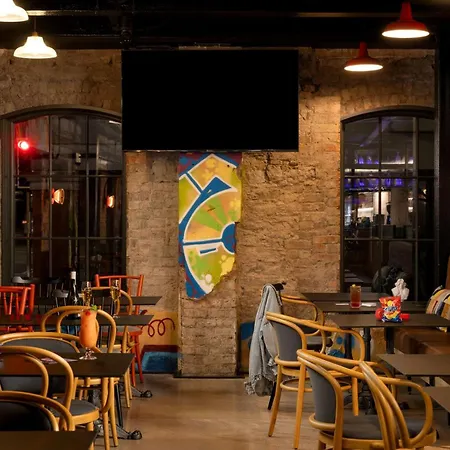 Moxy Hotell 4*