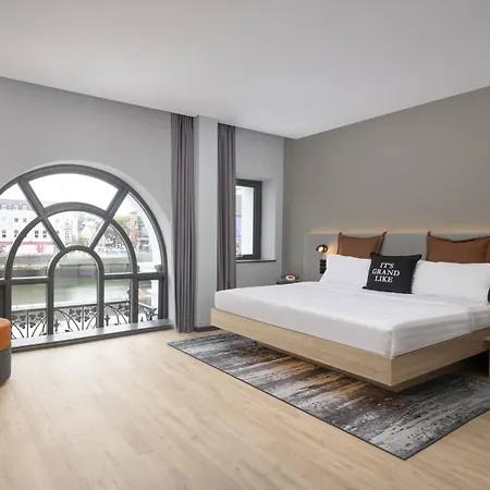 Moxy Hotell